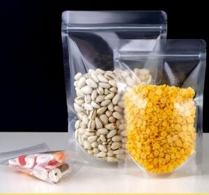 Transparent standup Glossy with zipper 18x26cm